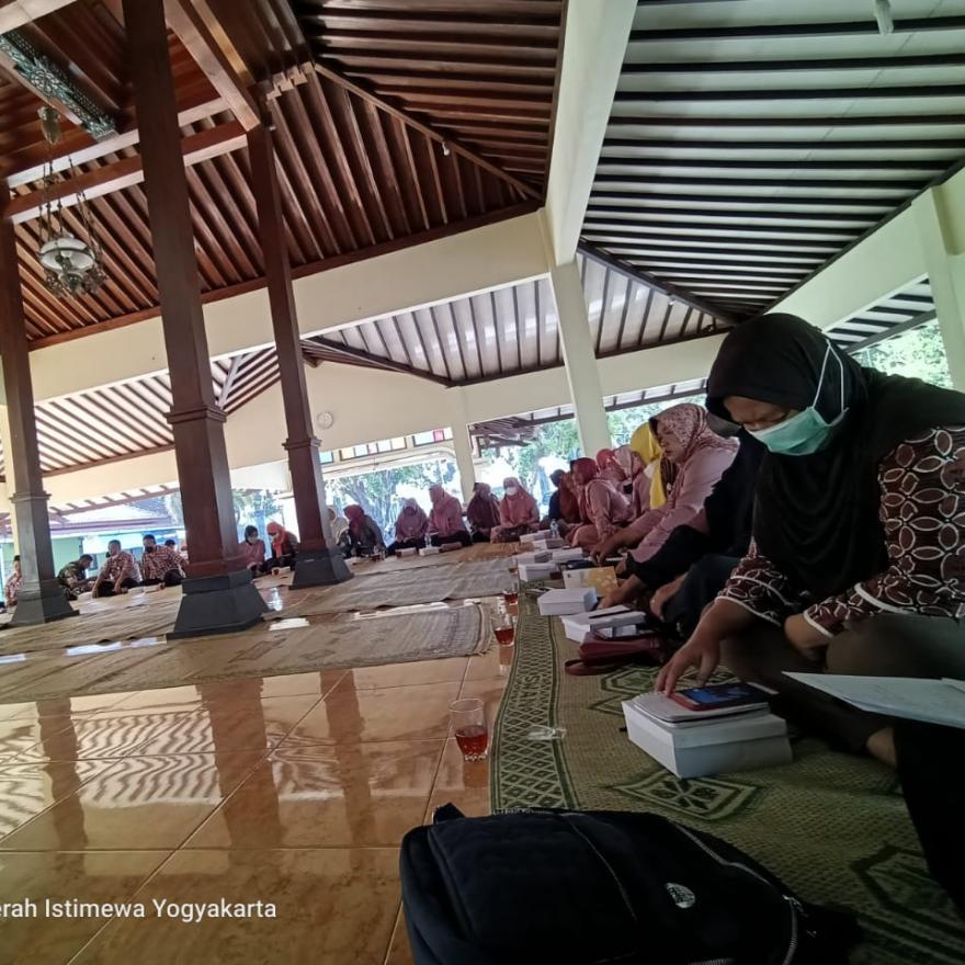 SOSIALISASI ADAB KEBIASAAN BARU(AKB) BER PHBS DI MASA PANDEMI